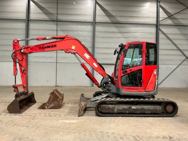 2013 - Yanmar Vio 80 U - € 19750